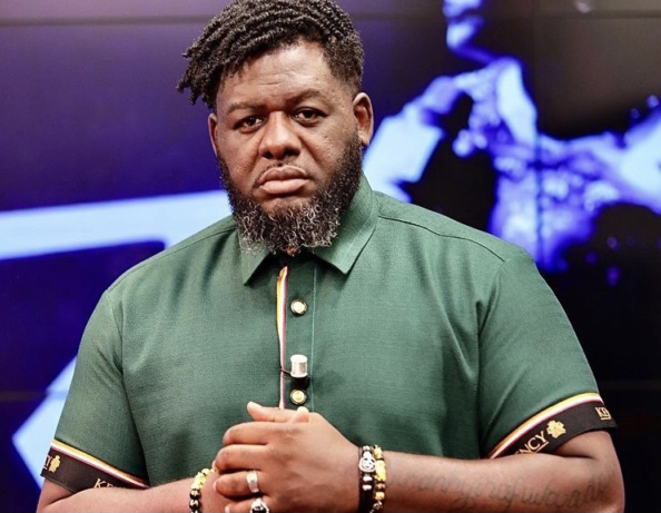 I can’t manage a female artiste; we might have sex - Bullgod