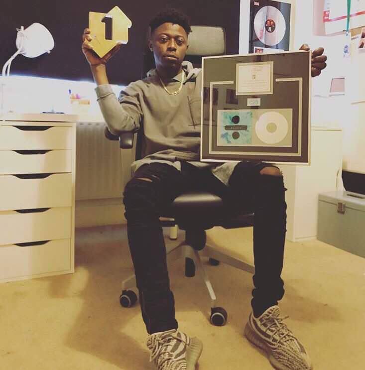 Legendary kill beatz has been honoured with a plaque for producing Ed Sheeran's Bibia Be Yeye