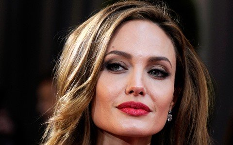 Angelina Jolie says she's 'not enjoying being single'