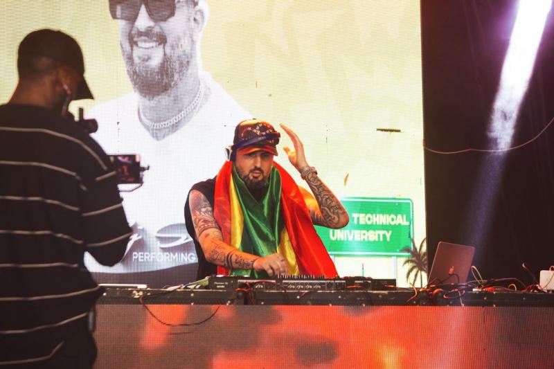 DJ Sky Shakes Campuses Across Ghana with Electrifying Performances and Massive Crowds