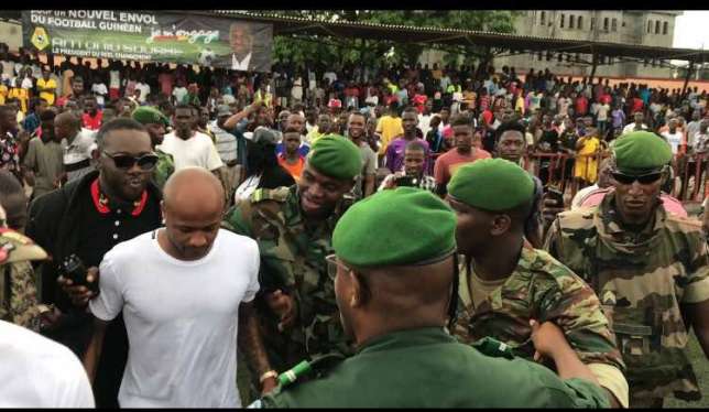 Video Watch how Andre Ayew was mobbed by fans in Guinea