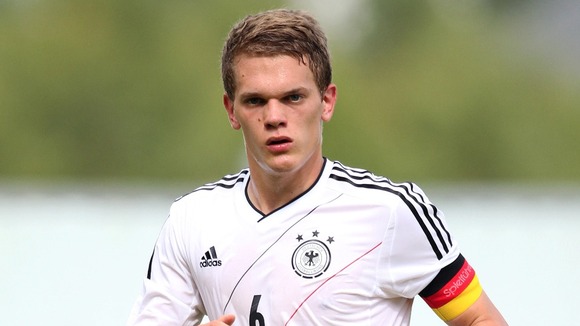 Monchengladbach sign defender Matthias Ginter Dortmund