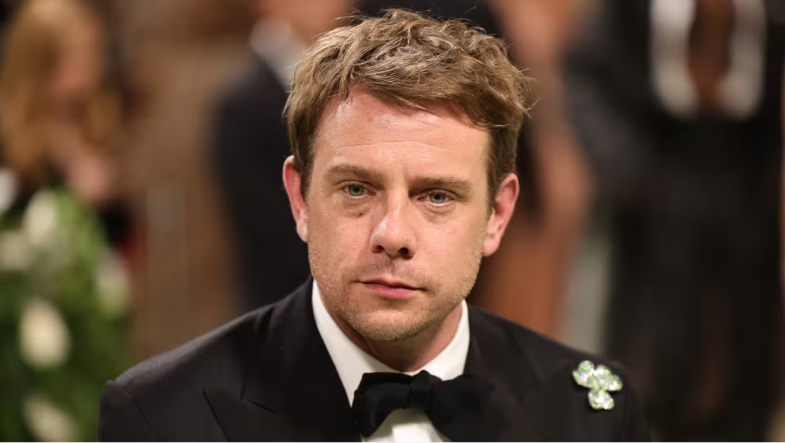 JONATHAN ANDERSON TAKES THE HELM AT DIOR: A NEW CHAPTER FOR THE ICONIC FASHION HOUSE