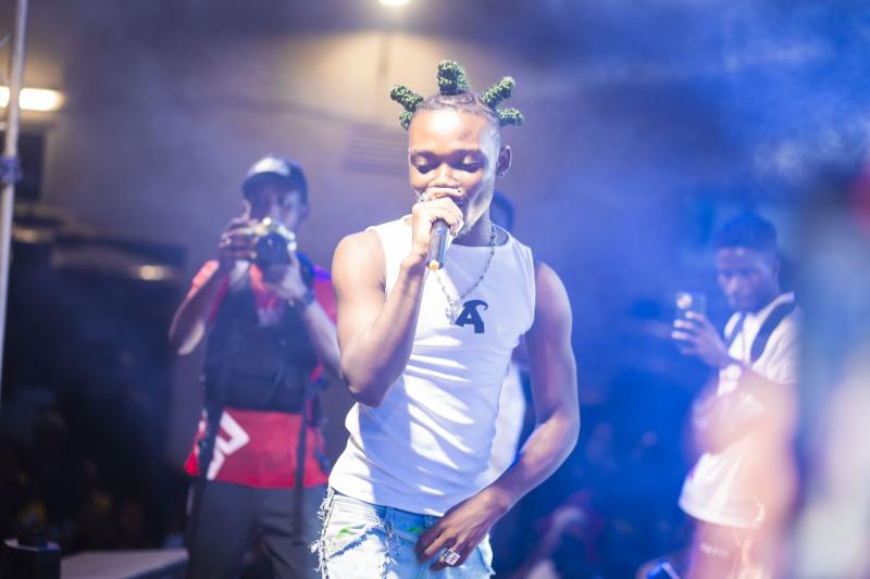 Olivetheboy Lights Up UniMac with Electrifying Performance at WatsUp On Campus