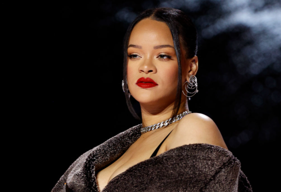 Woman Charged After Gunfire Erupts at Rihanna’s Los Angeles Home