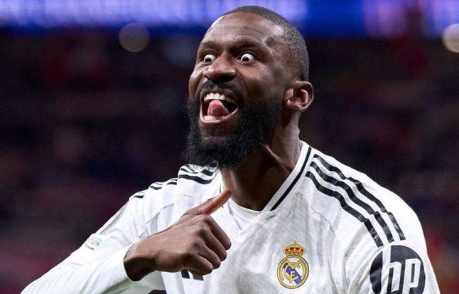 Antonio Rüdiger Breaks Silence After Controversial Knee Incident in Real Madrid’s Shock Loss