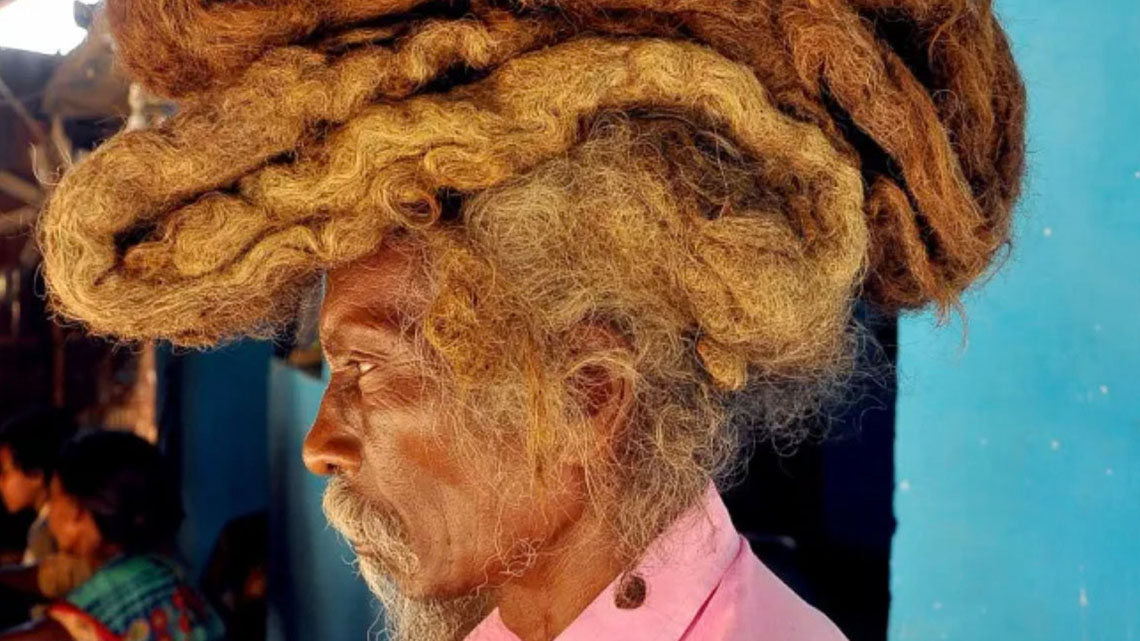 This is Sakal Dev Tuddu, the Man Who Has Not Washed or Cut His 6ft Long Dreadlocks for 40 Years