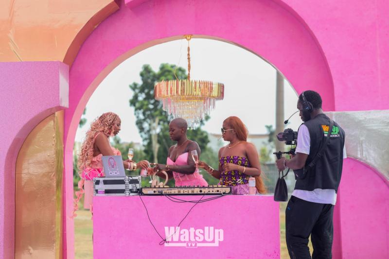 THE-PINK-TABLE-2026-4