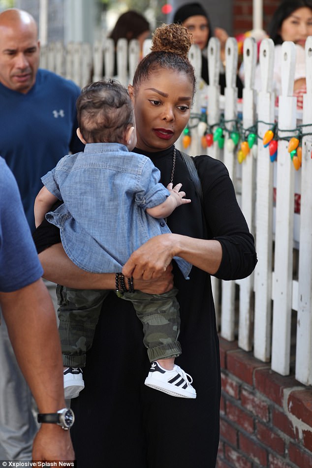 Janet Jackson desperately calls 911 about her son